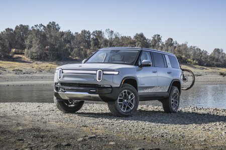 Rivian_R1s_MTB_Off_Road_40.jpg